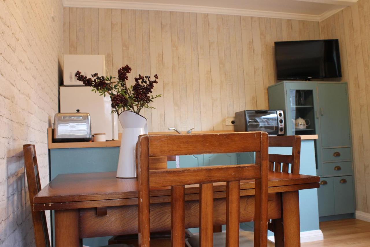 Jailbreak Cottage Accommodation Lawrence エクステリア 写真